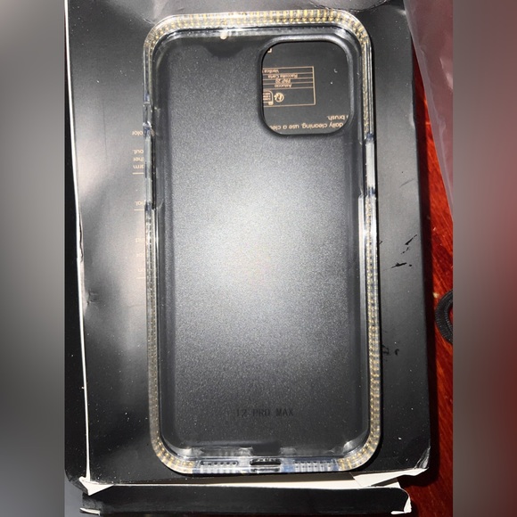 iPhone 12 Pro Max phone case - Picture 5 of 5